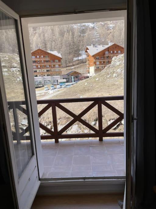 Allos, Logement Pieds Des Pistes, A 10 Minutes De La Base De Loisirs Екстериор снимка